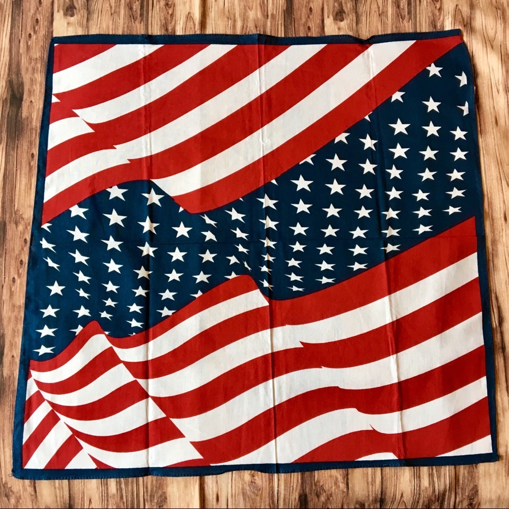 NWOT USA 🇺🇸 United States Flag❤️▫️🔷bandana/mask